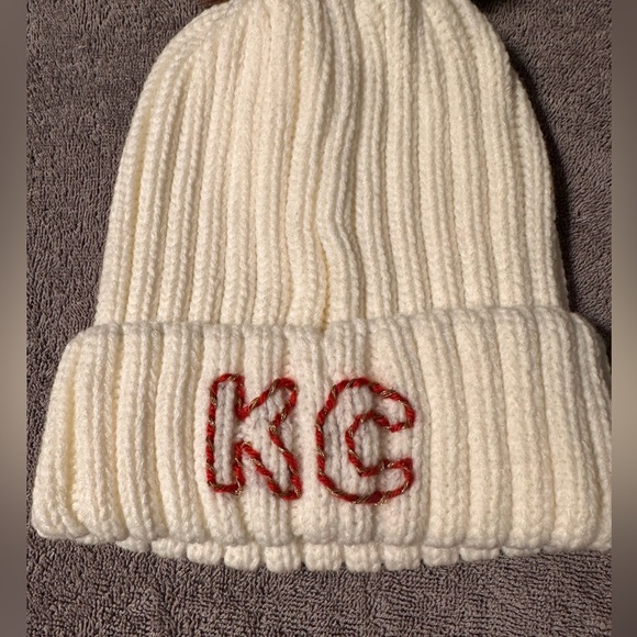 KC hand embroidered cream knitted beanie- adult size - Picture 5 of 5